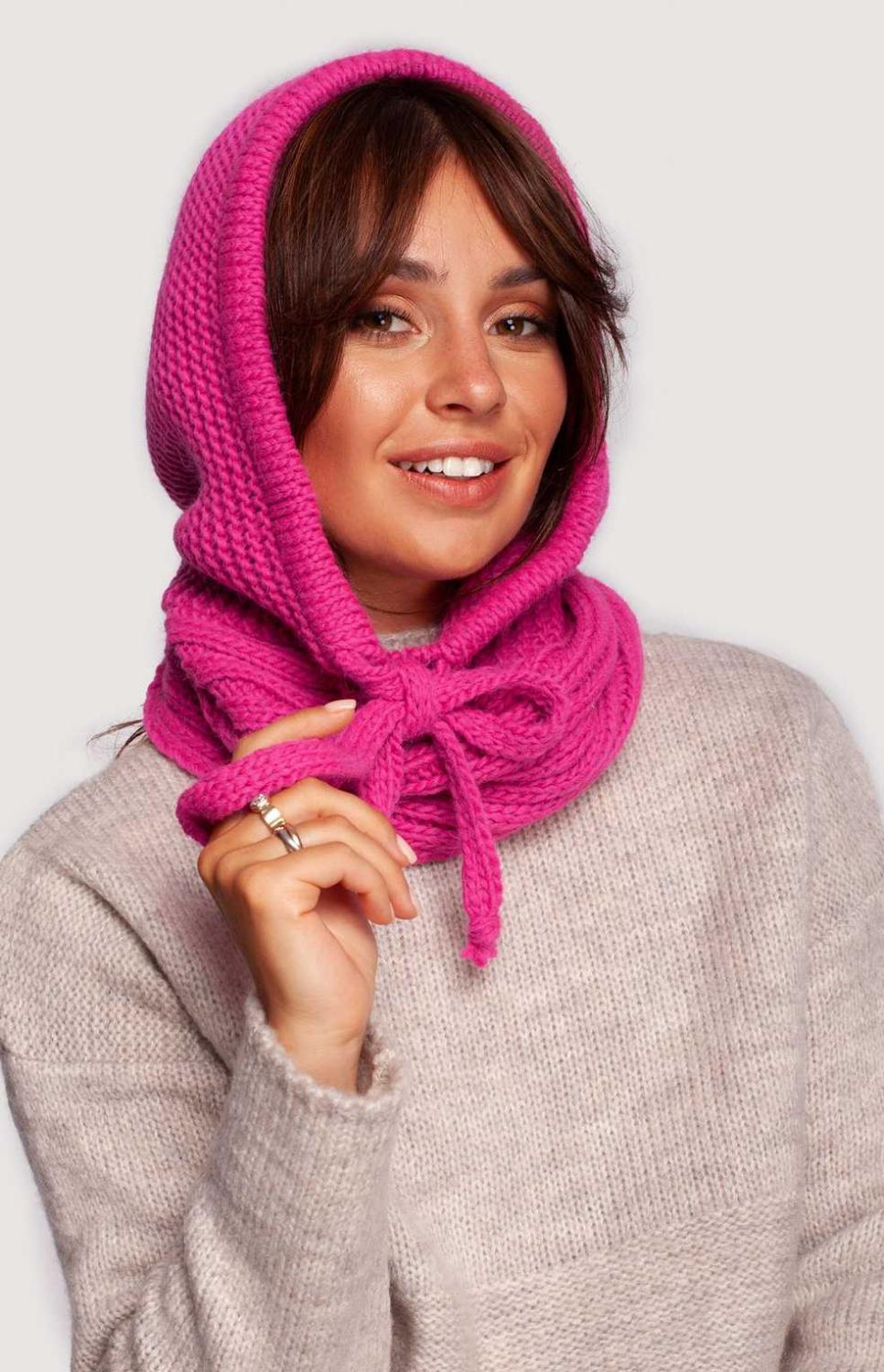 Cagoule Ambre tricot rose poudré 100% laine